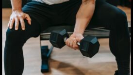 Bicep Bliss: פיסול זרועות חזקות עם אימונים ממוקדים