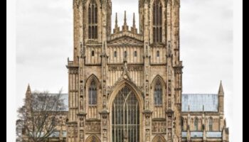 הוד גותי נחשף: הרם את האומנות שלך בצילום